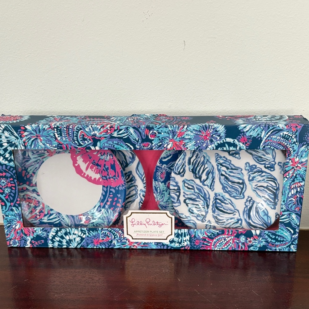 New Lilly Pulitzer Appetizer Plate Set in Gypsea Girl, set of 4.